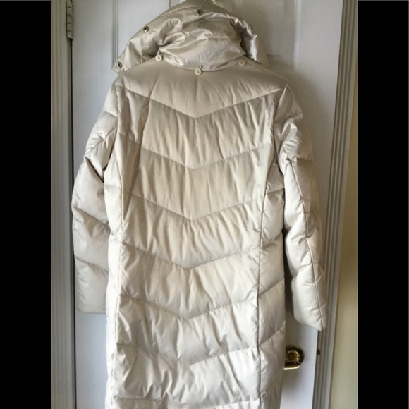 Utex Coat - Picture 2 of 3
